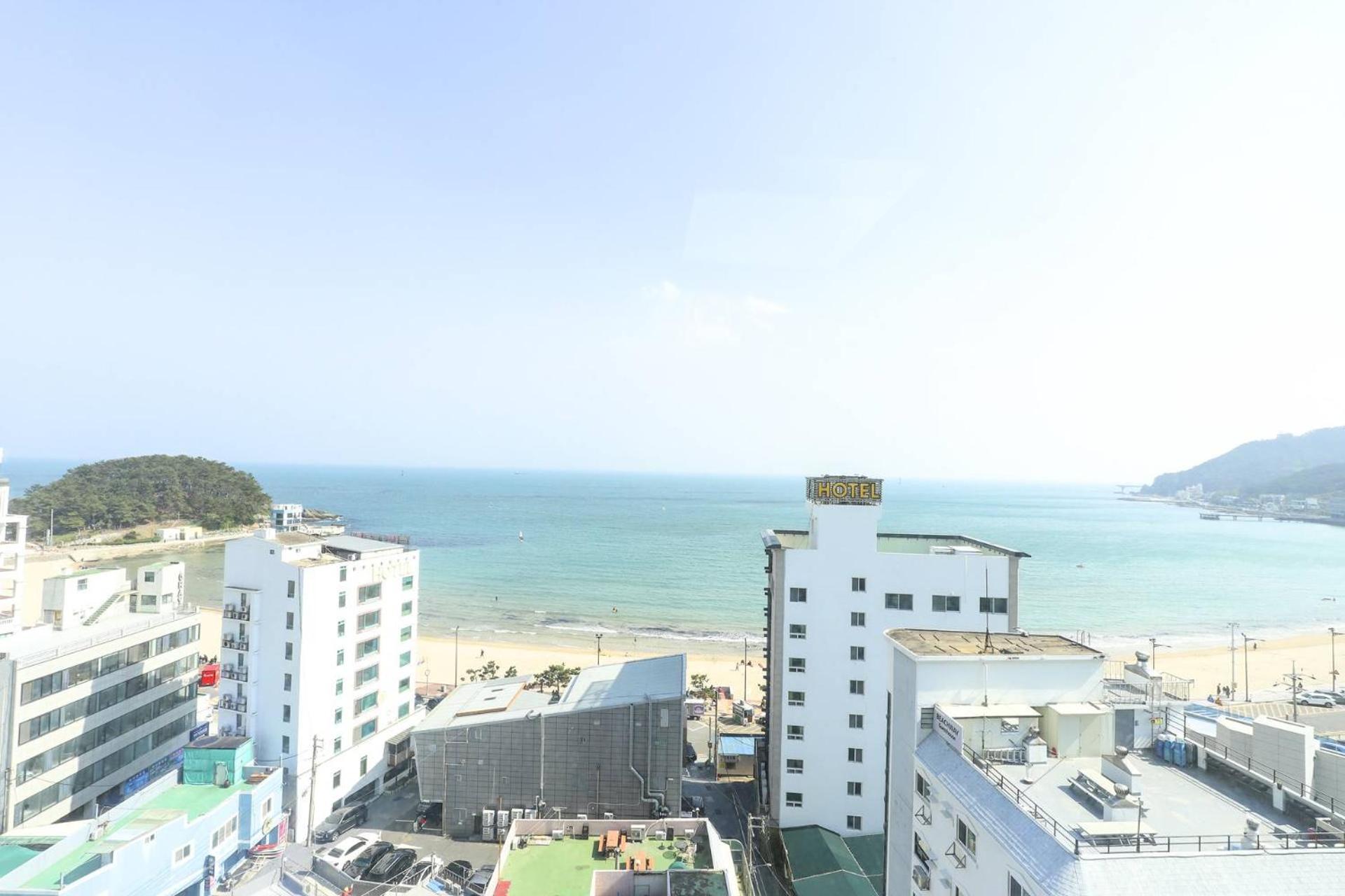 The First Ocean Songjeong Hotel Puszan Kültér fotó