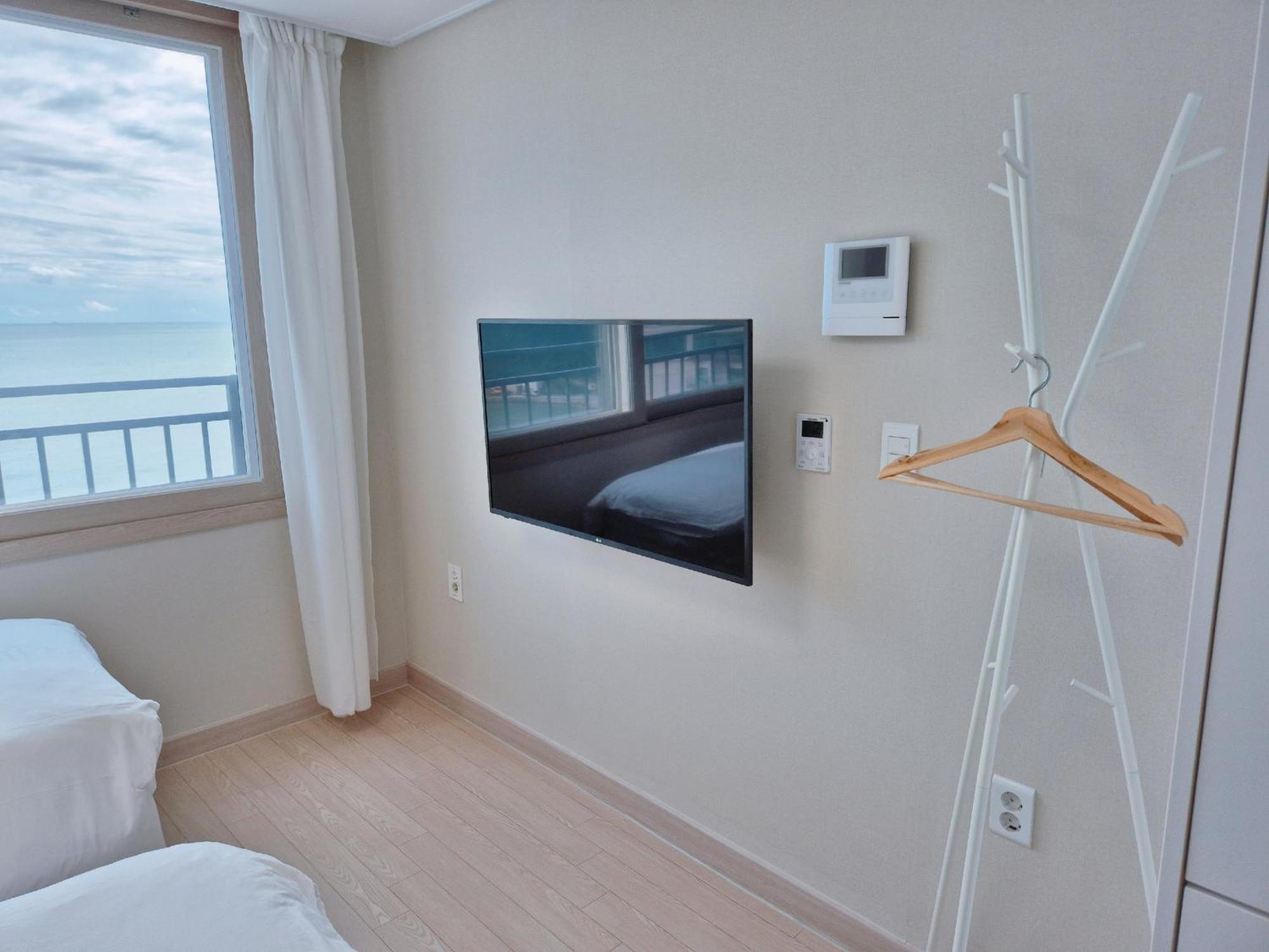 The First Ocean Songjeong Hotel Puszan Kültér fotó